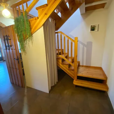 Moli Den Burch Villa *